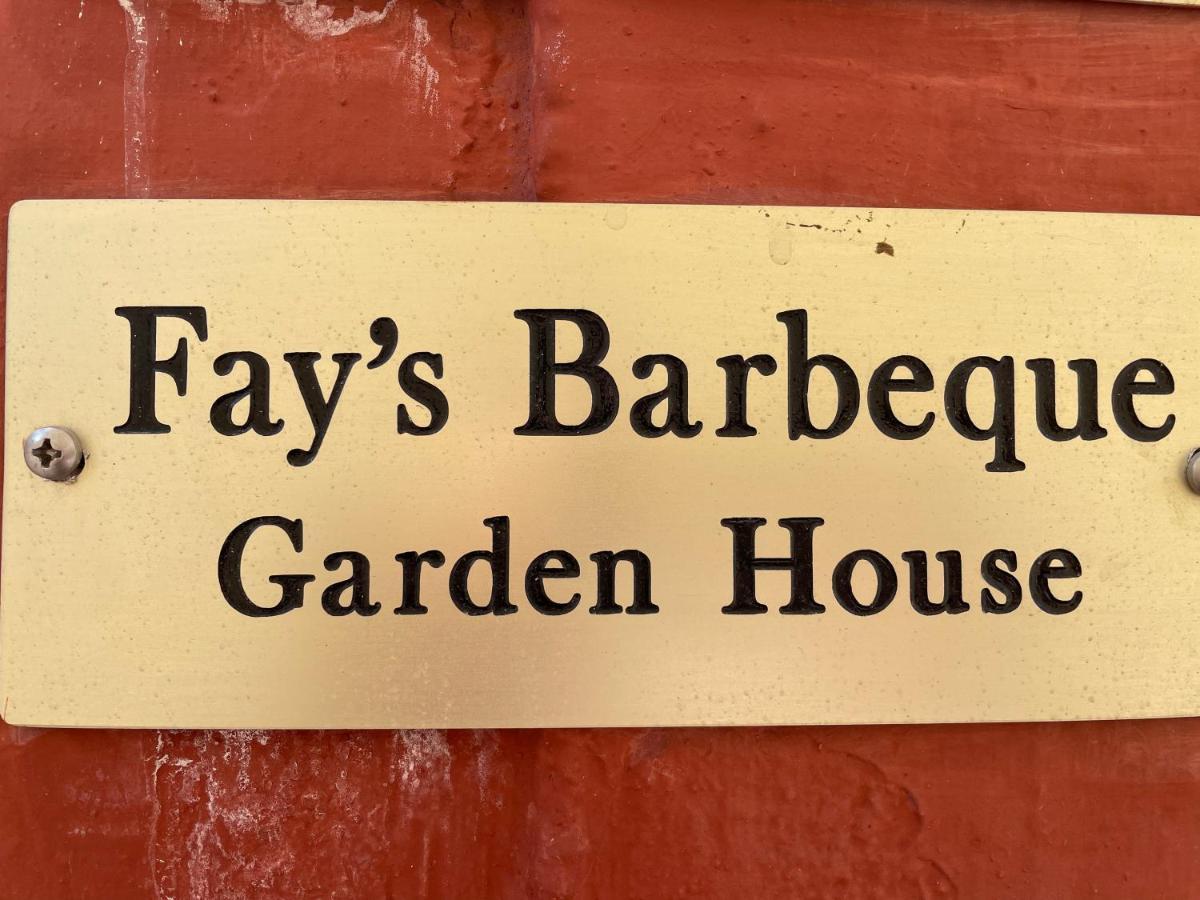 Fay'S Barbeque Garden House -Family Activities Corfu Port Apartment Bagian luar foto