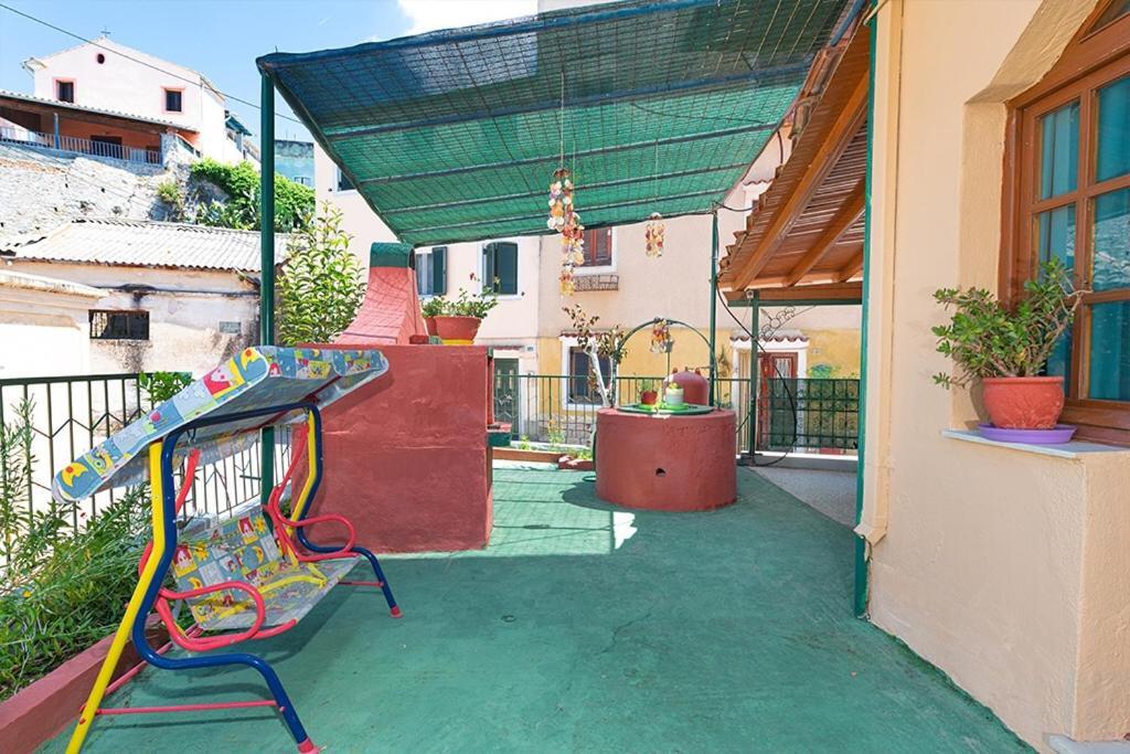 Fay'S Barbeque Garden House -Family Activities Corfu Port Apartment Bagian luar foto